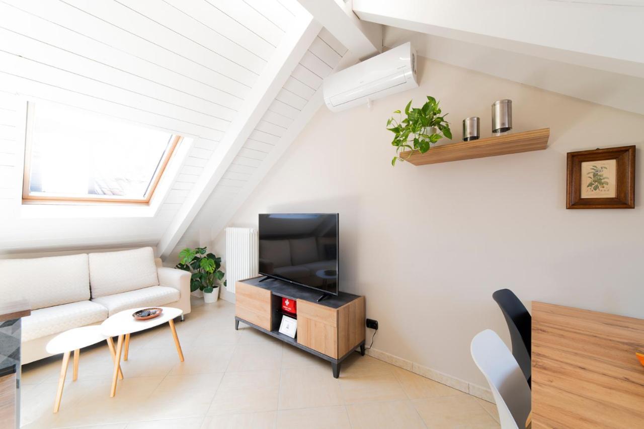 To-Housing3, Luce E Relax Al Centro Di Torino Apartment Luaran gambar
