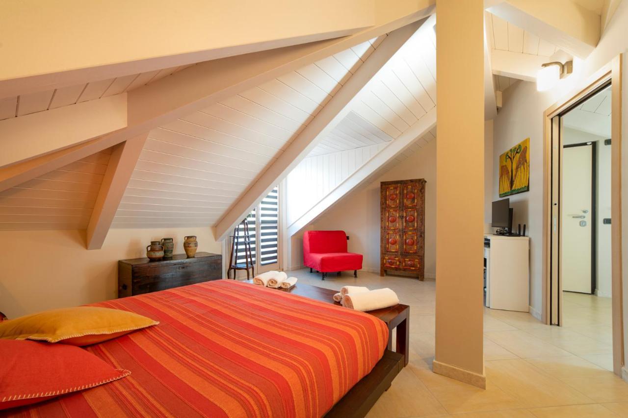 To-Housing3, Luce E Relax Al Centro Di Torino Apartment Luaran gambar